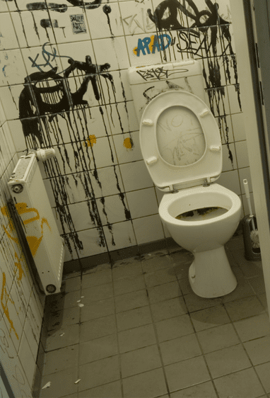 Dirty-Washroom